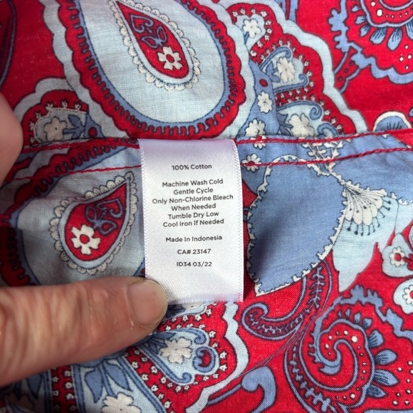 Floral Red and Blue Women's Top - Picture 3 of 6